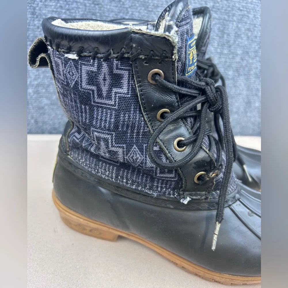 Pendleton Heritage Women’s Duck Boots Western Print Size 6
